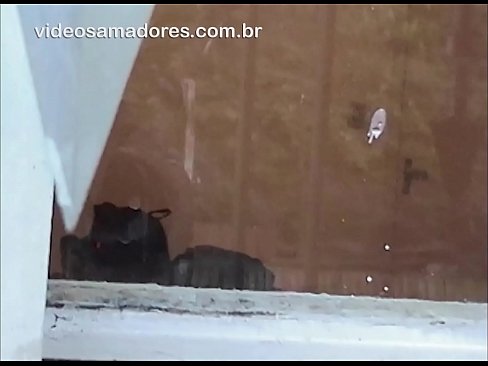 ❤️ Horny gason ap gade mennaj li ak yon lòt nèg, anrejistre yon video fuck san deranje koup la ❤❌ Super sèks nan nou ❌